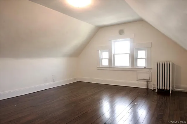 $3,500 | 55 Vernon Avenue, Unit 2, Rockville Centre, NY 11570