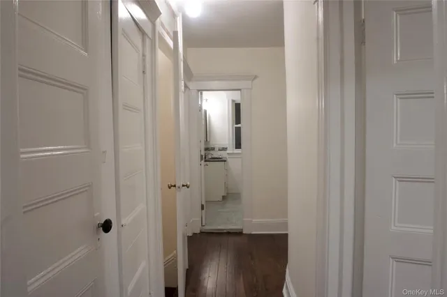 $3,500 | 55 Vernon Avenue, Unit 2, Rockville Centre, NY 11570