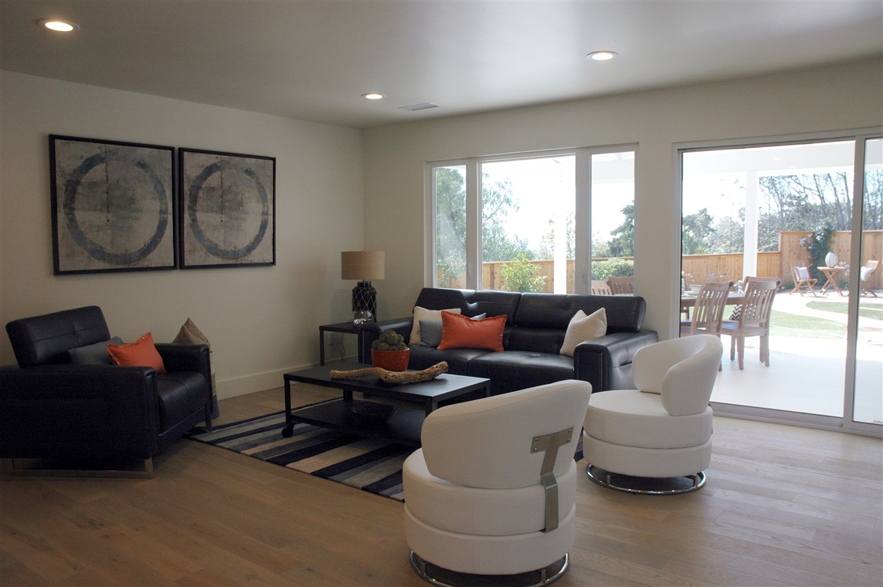 6875 Paseo Laredo La Jolla, CA 92037 - Photo 11 of 20