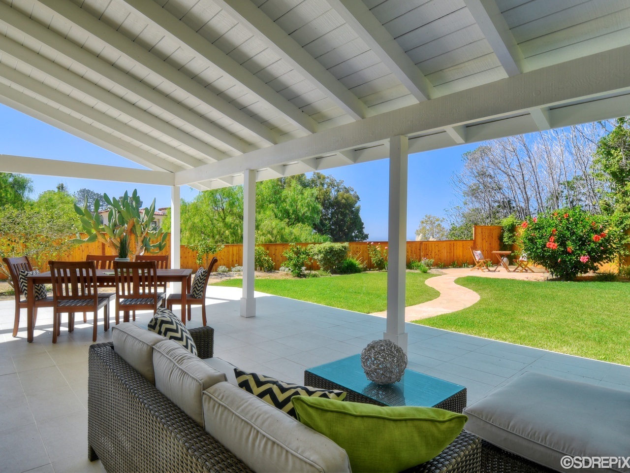 6875 Paseo Laredo La Jolla, CA 92037 - Photo 9 of 20