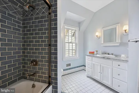 $3,999,999 | 3468 Holicong Road, Doylestown, PA 18902