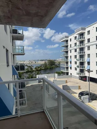 $2,500 | 5099 Northwest 7th Street, Unit 906, Miami, FL 33126
