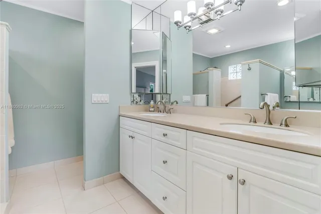 $7,900 | 3921 Northeast 31st Avenue, Lighthouse Point, FL 33064