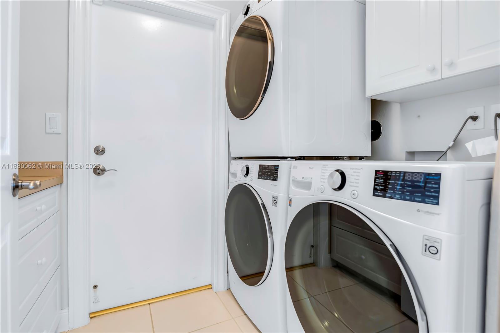 3921 Northeast 31st Avenue Lighthouse Point, FL 33064 - Photo 32 of 64