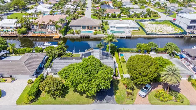 $7,900 | 3921 Northeast 31st Avenue, Lighthouse Point, FL 33064