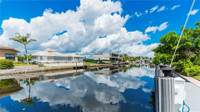 $7,900 | 3921 Northeast 31st Avenue, Lighthouse Point, FL 33064