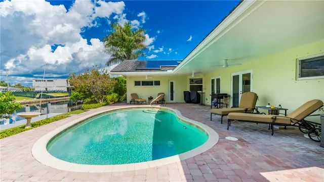 $7,900 | 3921 Northeast 31st Avenue, Lighthouse Point, FL 33064