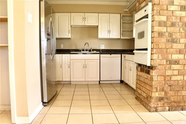 $1,700 | 3521 Charles Court, Chalmette, LA 70043