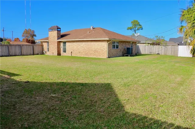 $1,700 | 3521 Charles Court, Chalmette, LA 70043