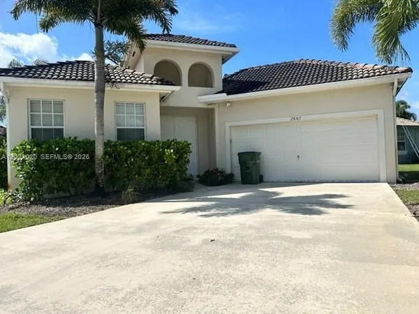 $2,395 | 2807 Augusta Drive, Unit 51, Homestead, FL 33035
