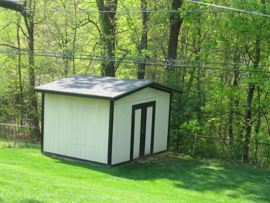 5834 Brahma Road Roanoke, VA 24018 - Photo 20 of 27 Storage building