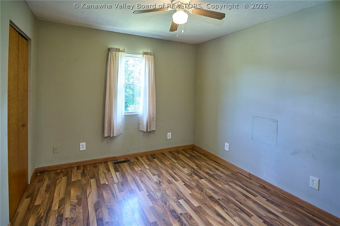 498 Little Queen Road Clendenin, WV 25045 - Photo 20 of 37 Gallery Image 20