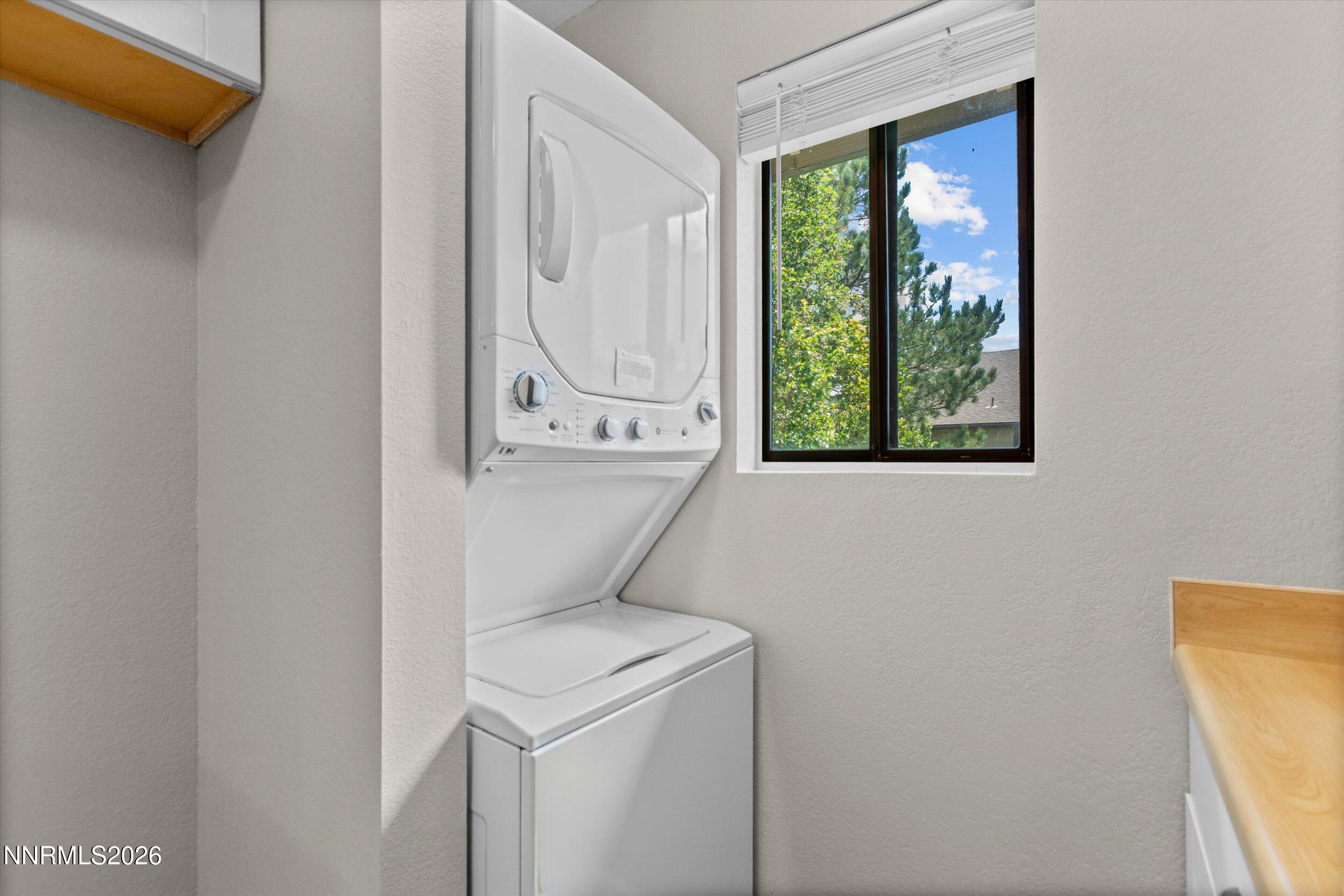 4769 Reggie Road Reno, NV 89502 - Photo 12 of 25 Laundry