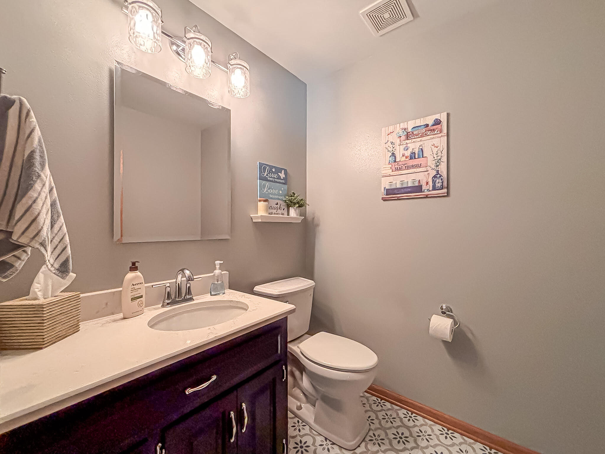 N5833 County Rd F Concord, WI 53178 - Photo 21 of 55 Main Floor Half Bath
