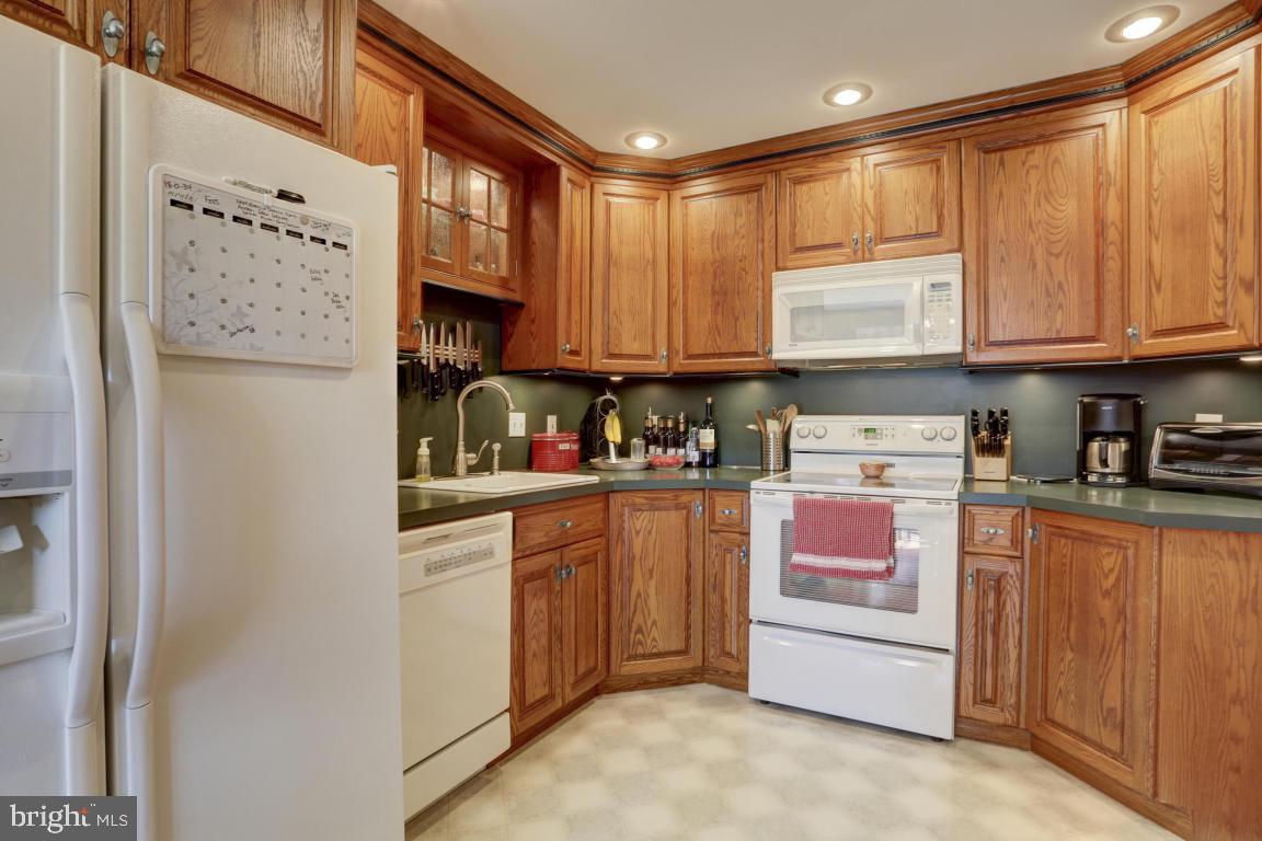 130 Spring Street Mountville, PA 17554 - Photo 8 of 38 Gallery Image 8