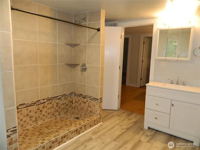 $305,000 | 226 West 2nd Street, Tonasket, WA 98855