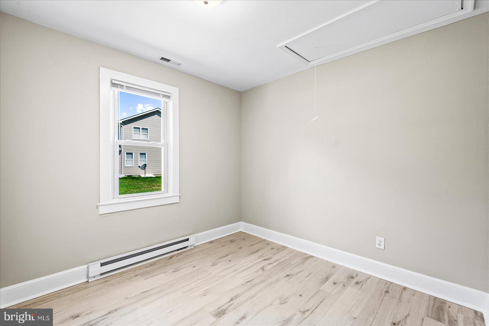 58 Longfield Road Colonial Beach, VA 22443 - Photo 20 of 31 Bedroom 1