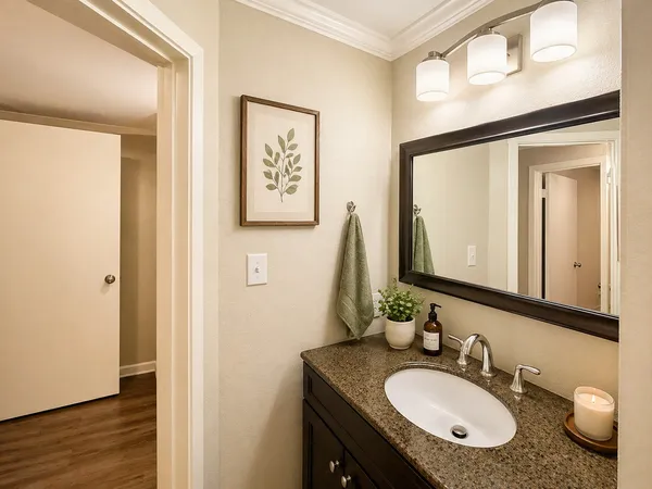 $1,300 | 17202 Imperial Valley Drive, Unit 7, Houston, TX 77060