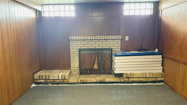 $220,000 | 907 Jefferson Avenue, Natrona Heights, PA 15065