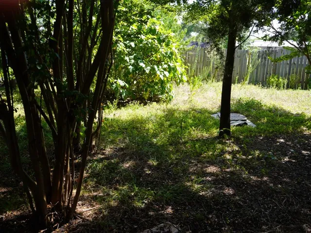 $49,000 | 304 East Brazos Street, Groesbeck, TX 76642