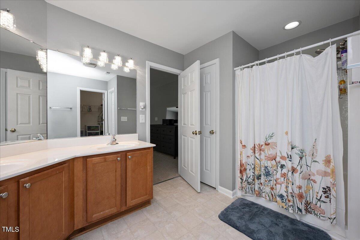 237 Mickleson Ridge Drive Raleigh, NC 27603 - Photo 23 of 42 38-- 25