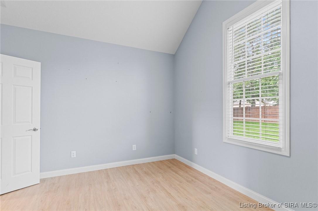 2459 Woods Edge Drive Madison, IN 47250 - Photo 12 of 37