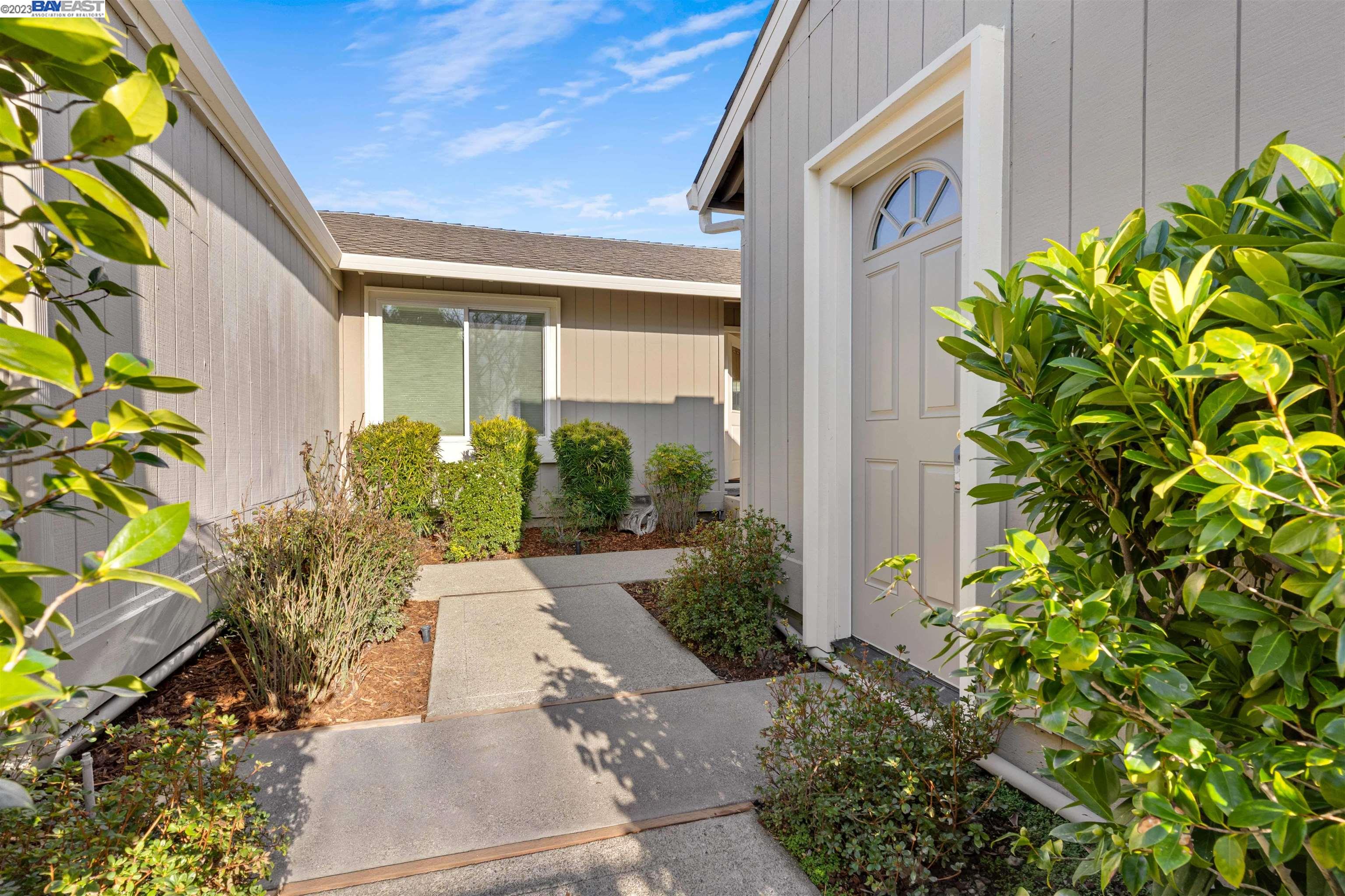 1976 St Road, Danville, CA 94526 Compass