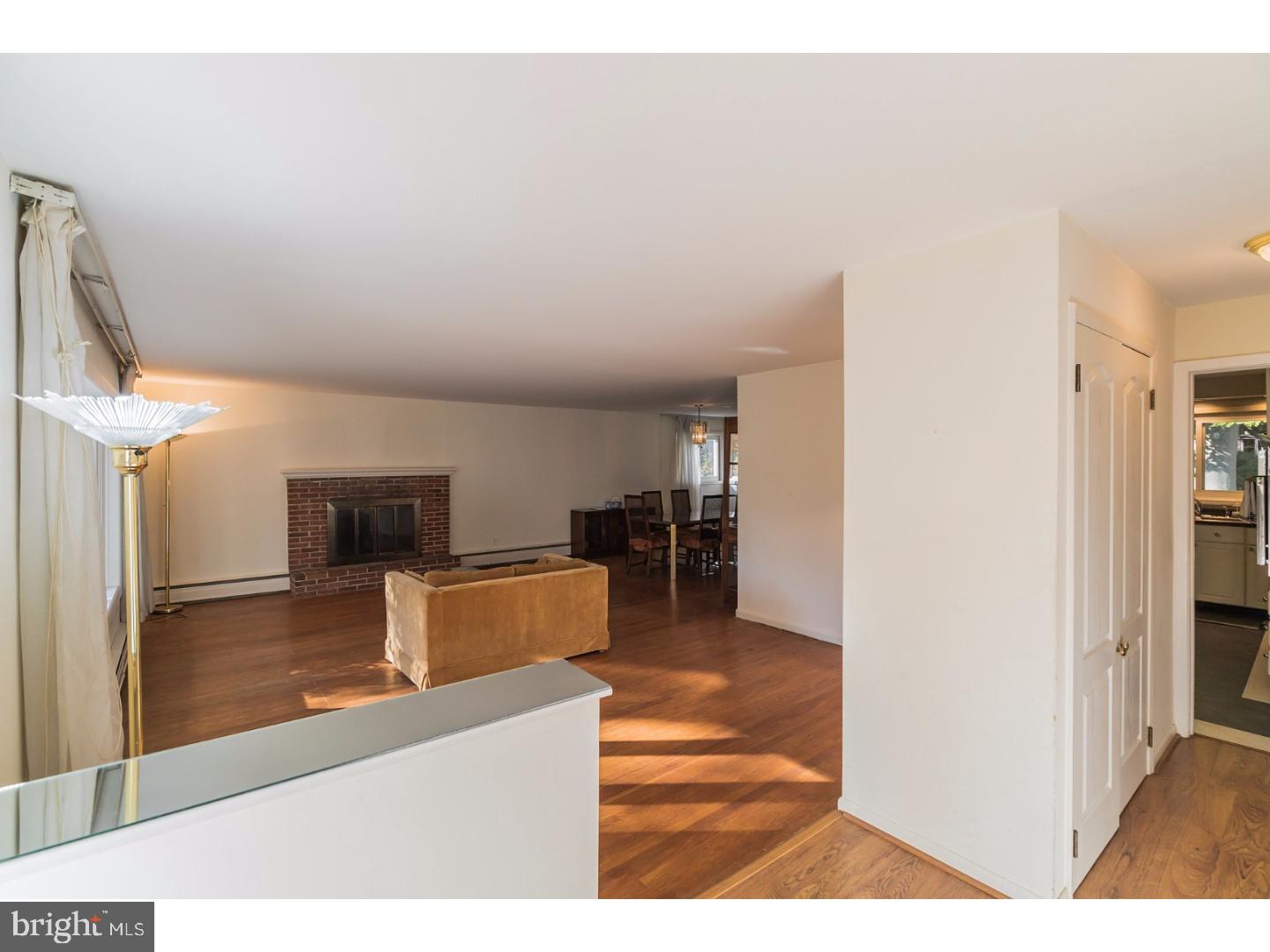 408 Cassatt Road Berwyn, PA 19312 - Photo 3 of 21