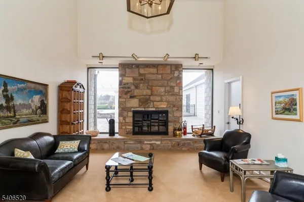$475,000 | 14 Pembroke Drive, Mendham, NJ 07945