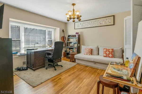 $475,000 | 14 Pembroke Drive, Mendham, NJ 07945