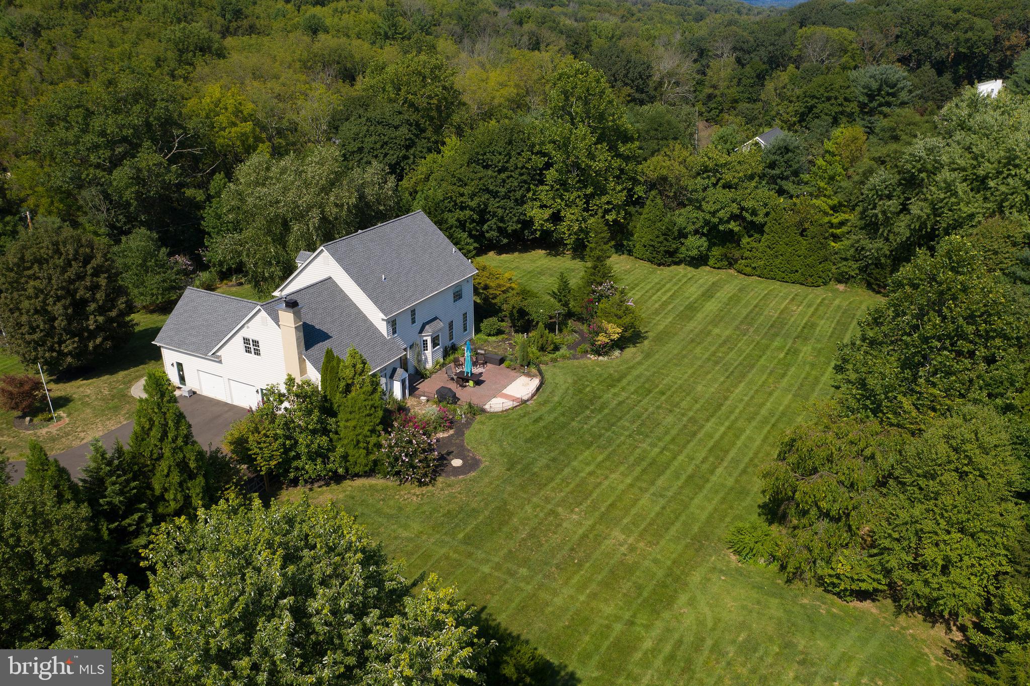 6230 Lower Mountain Road New Hope, PA 18938 - Photo 3 of 35 Gallery Image 3
