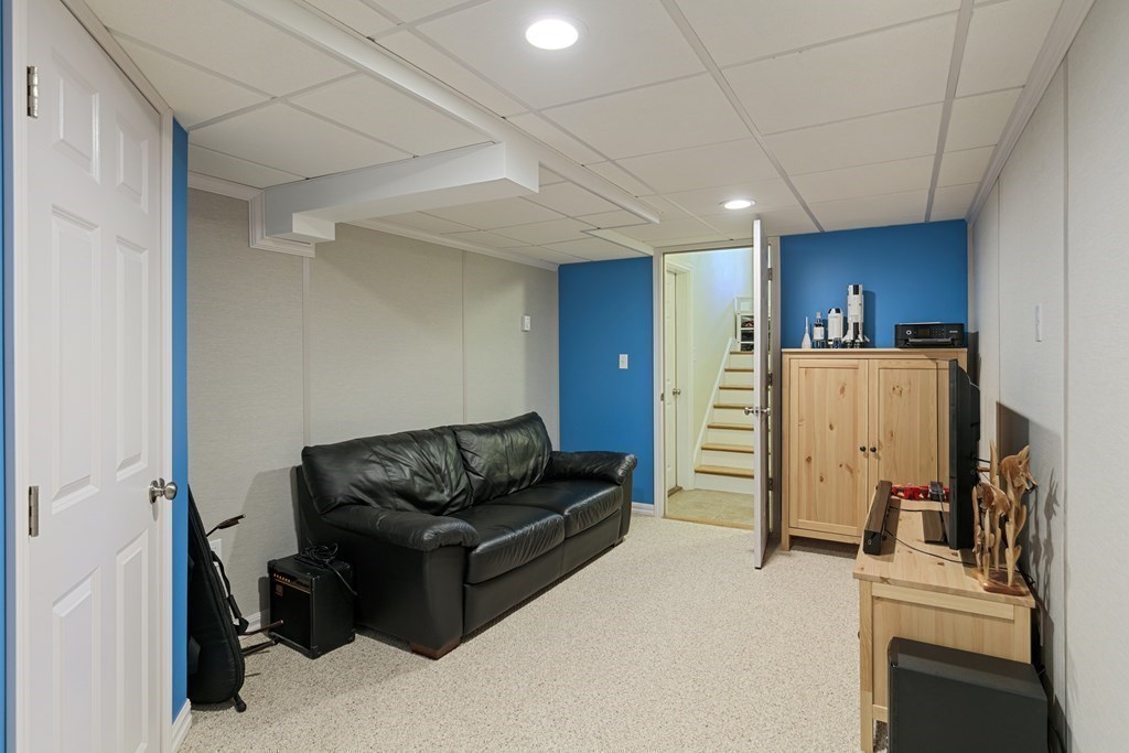 13 3rd Road, Unit 13 Woburn, MA 01801 - Photo 30 of 40 Gallery Image 30