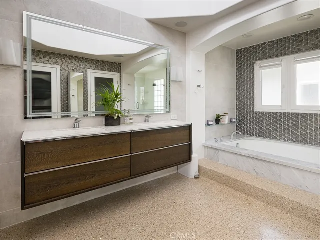 $4,495,000 | 360 Hillcrest Street, El Segundo, CA 90245