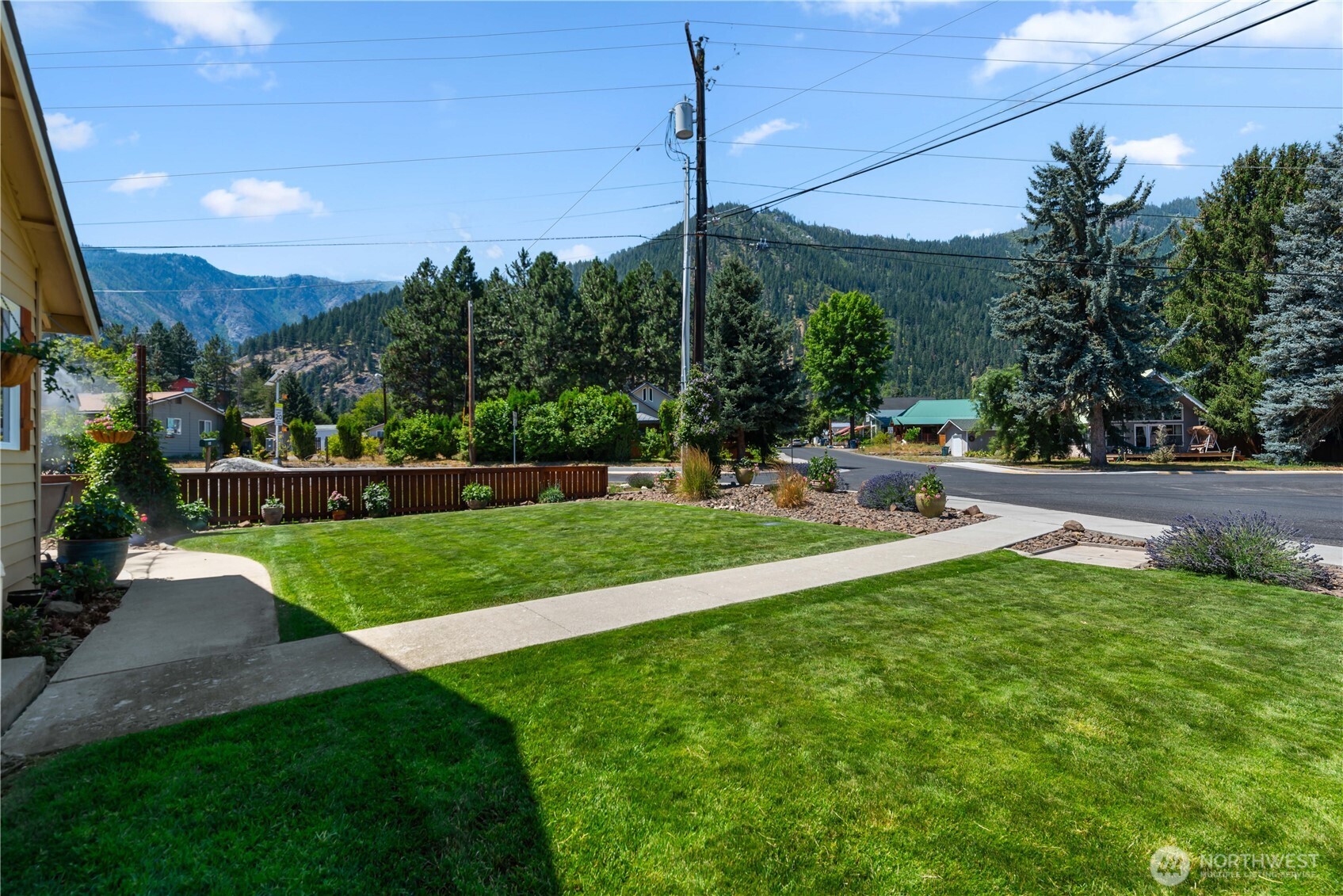 121 Benton Street Leavenworth, WA 98826 - Photo 26 of 37 a view of a park with swings