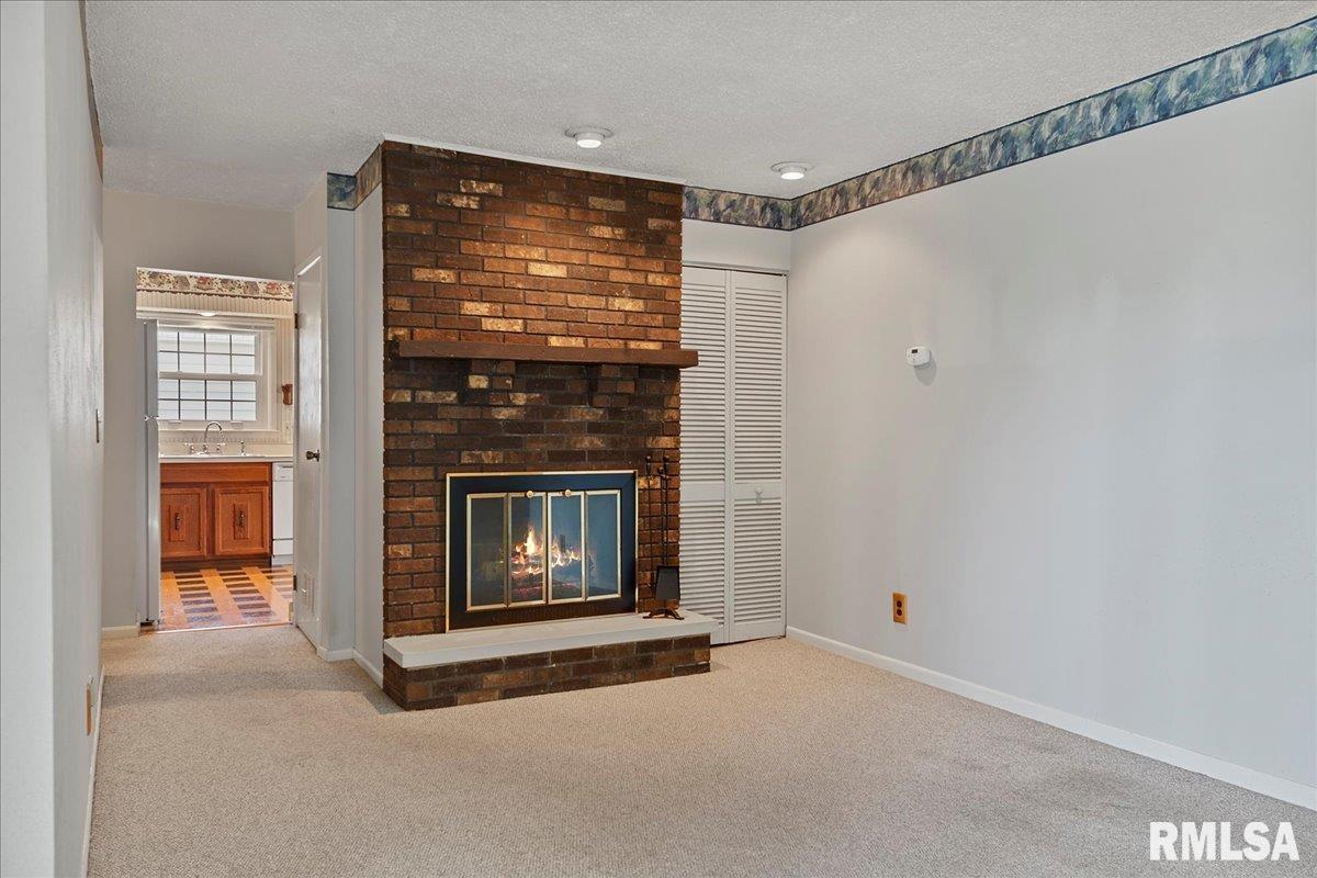 16 Red Oak Lane Springfield, IL 62712 - Photo 17 of 36 Gallery Image 17
