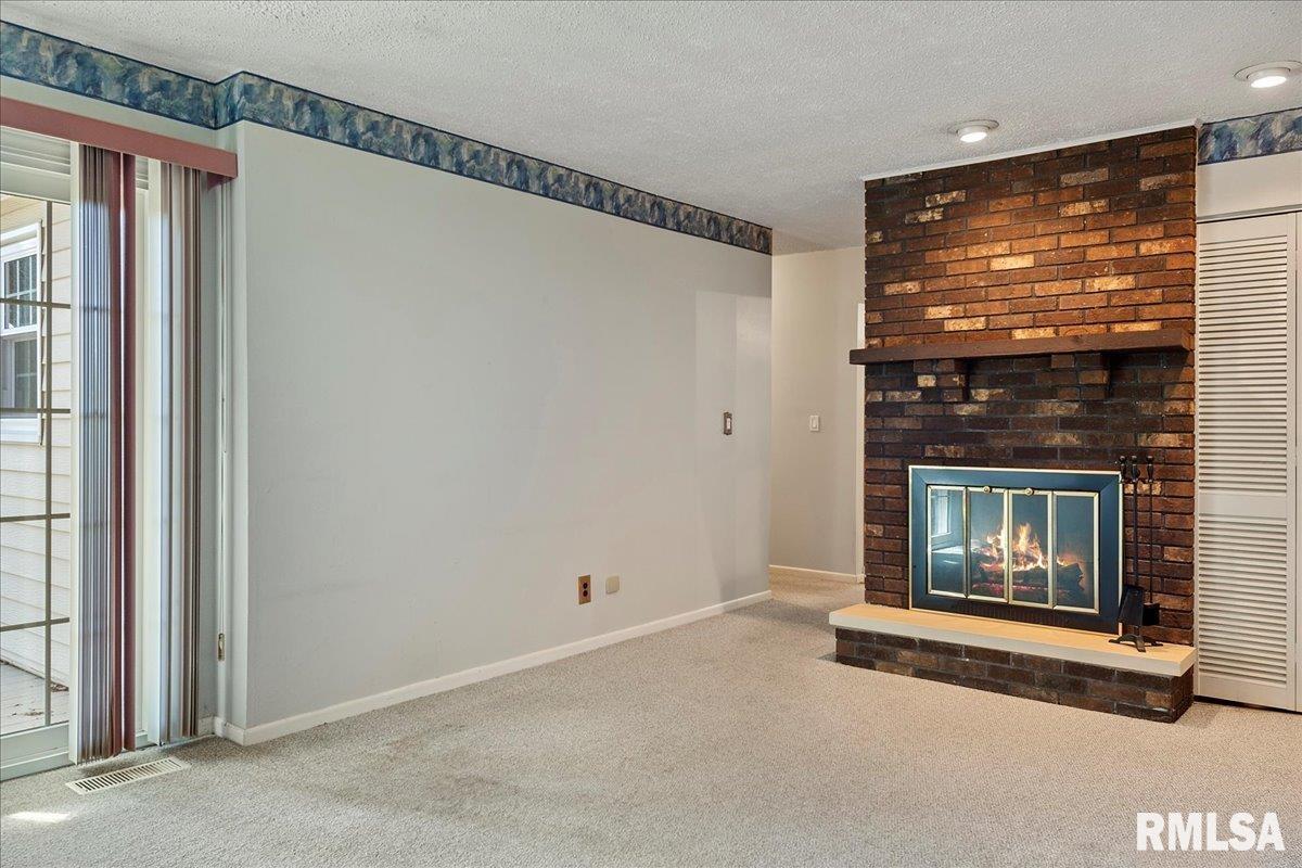 16 Red Oak Lane Springfield, IL 62712 - Photo 18 of 36 Gallery Image 18