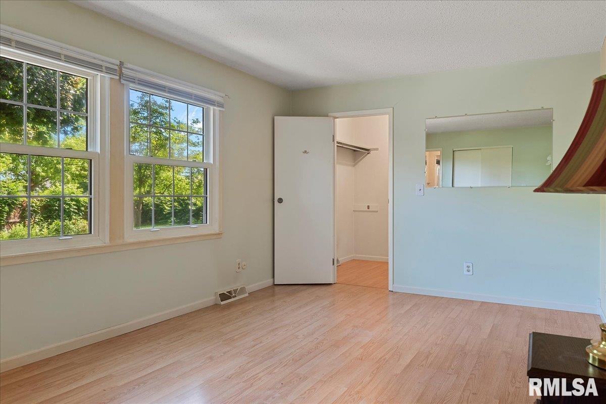 16 Red Oak Lane Springfield, IL 62712 - Photo 20 of 36 Gallery Image 20