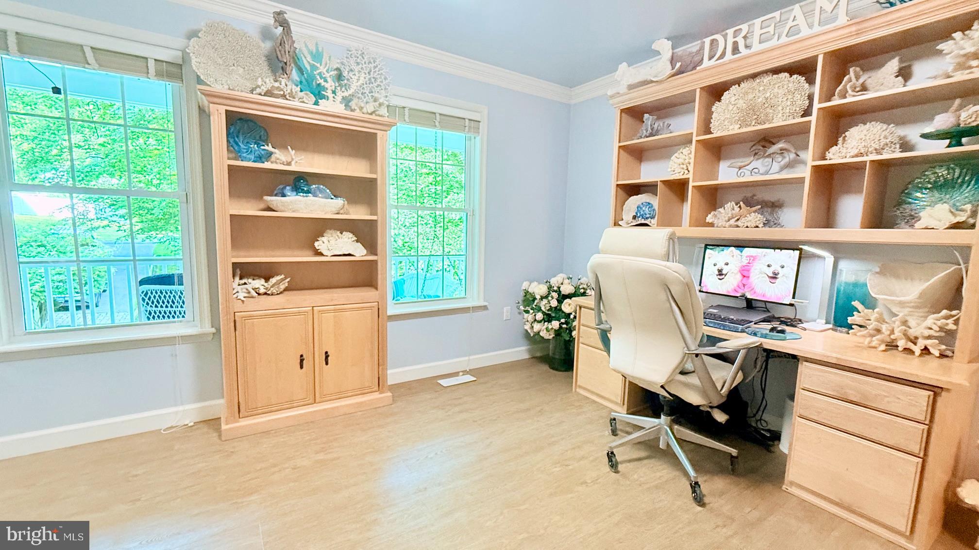 12541 Adobe Circle Lusby, MD 20657 - Photo 21 of 81 Main level office with built ins