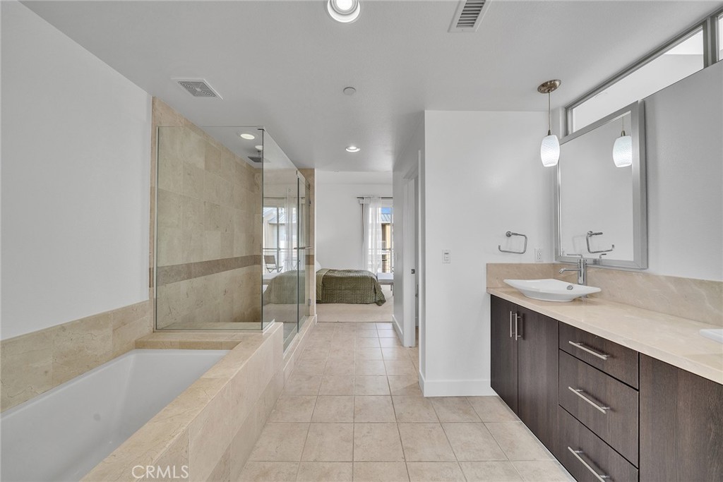 726 Rockefeller Irvine, CA 92612 - Photo 22 of 40