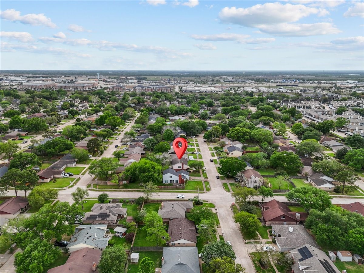 430 Redway Lane Houston, TX 77598 - Photo 32 of 43 an aerial view of city