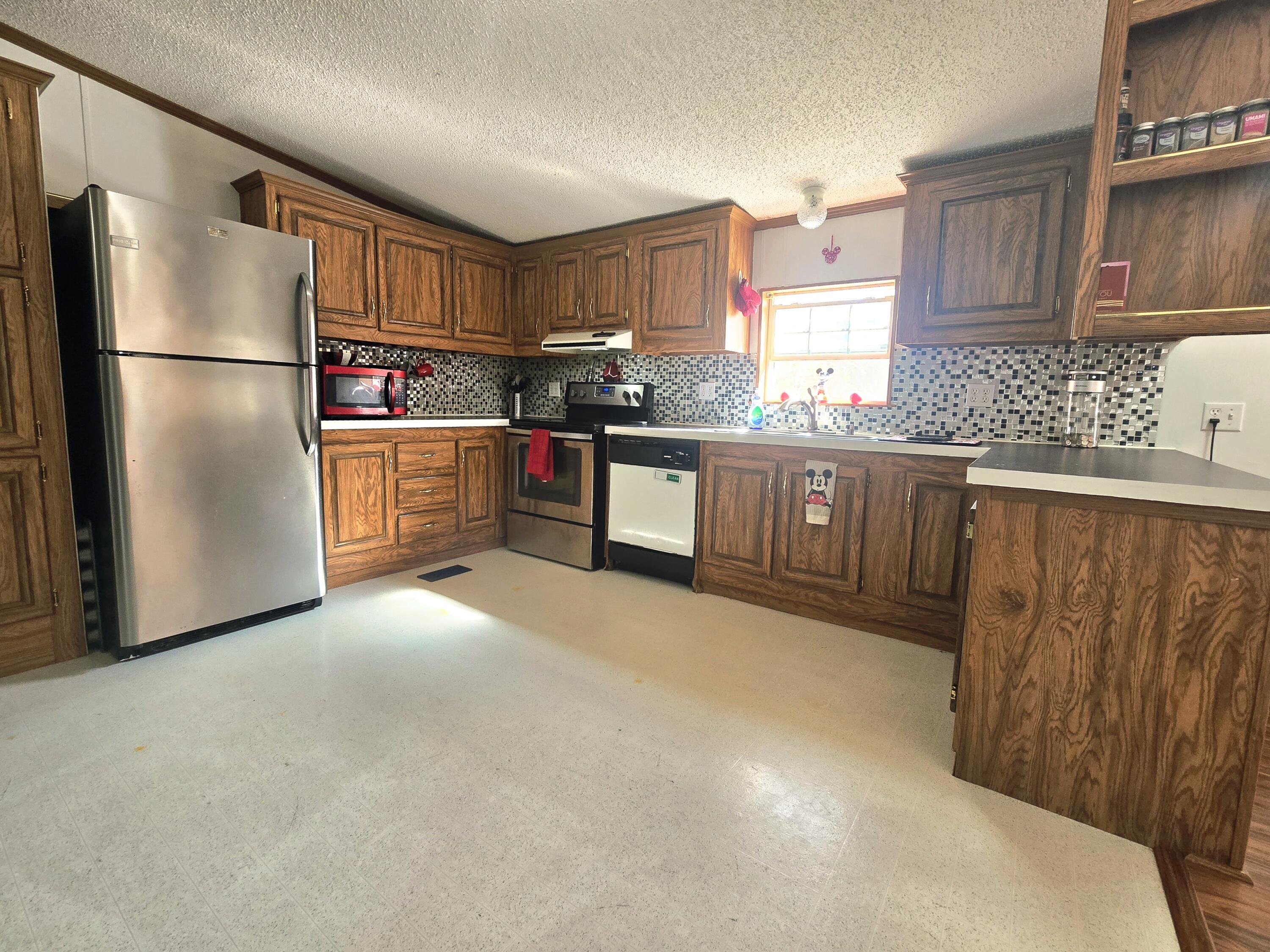 66 Piper Wood Road Hampden, ME 04444 - Photo 26 of 54 20251009_110204