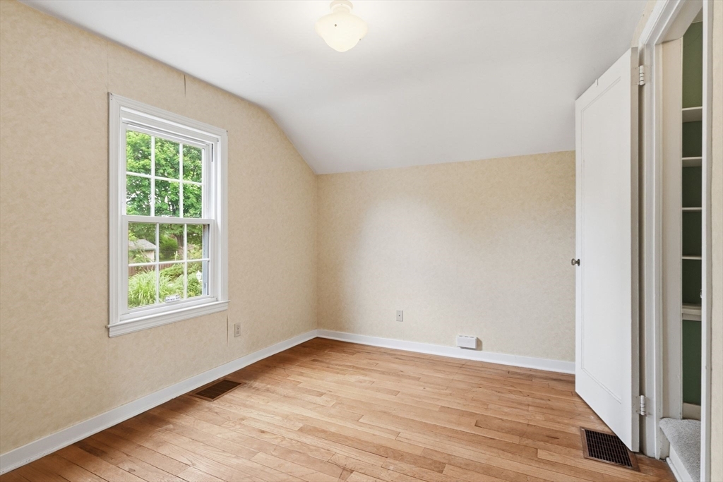 47 Fenway Drive Springfield, MA 01119 - Photo 21 of 42
