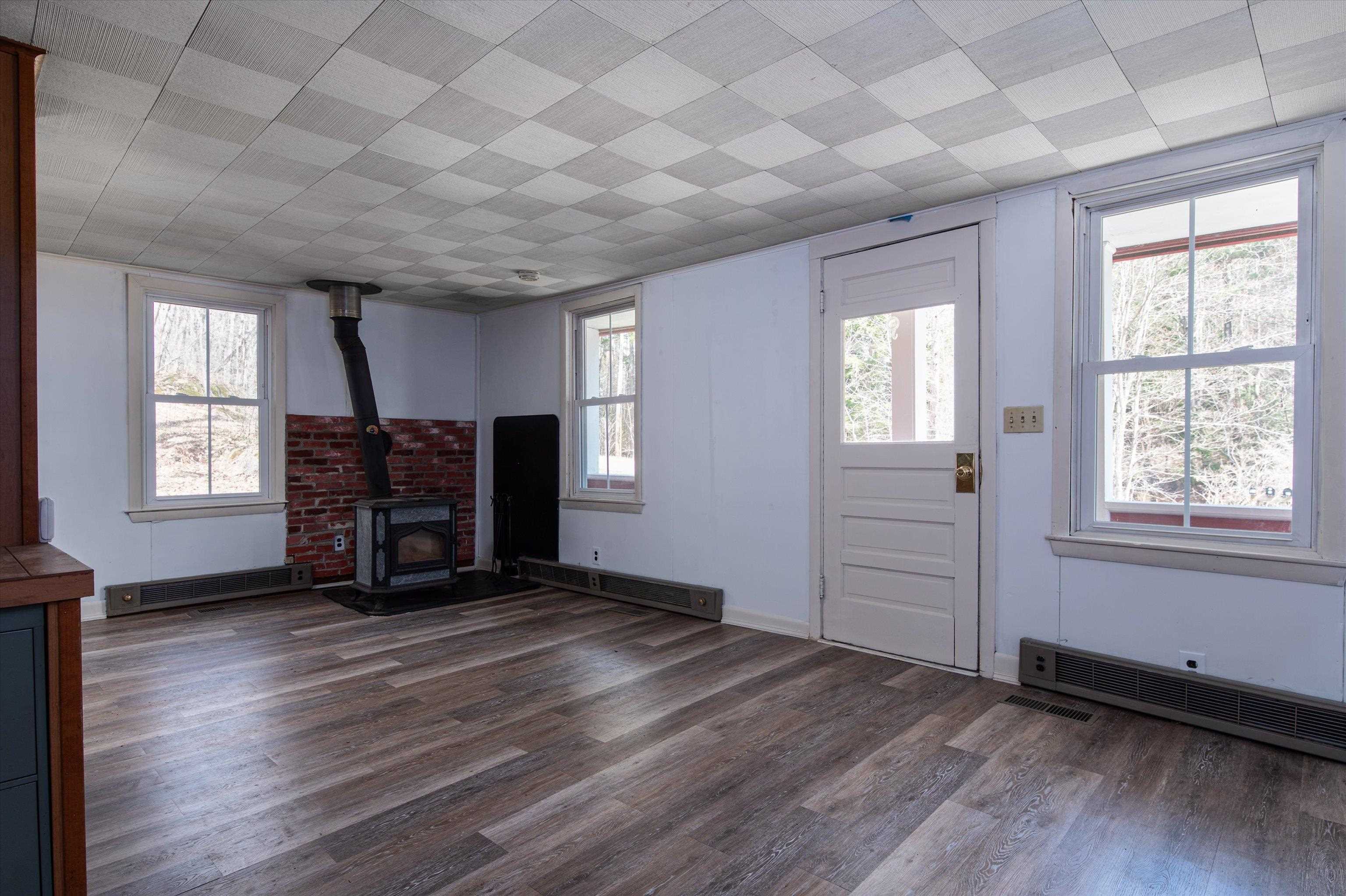 707 Skitchewaug Trail Springfield, VT 05156 - Photo 12 of 38