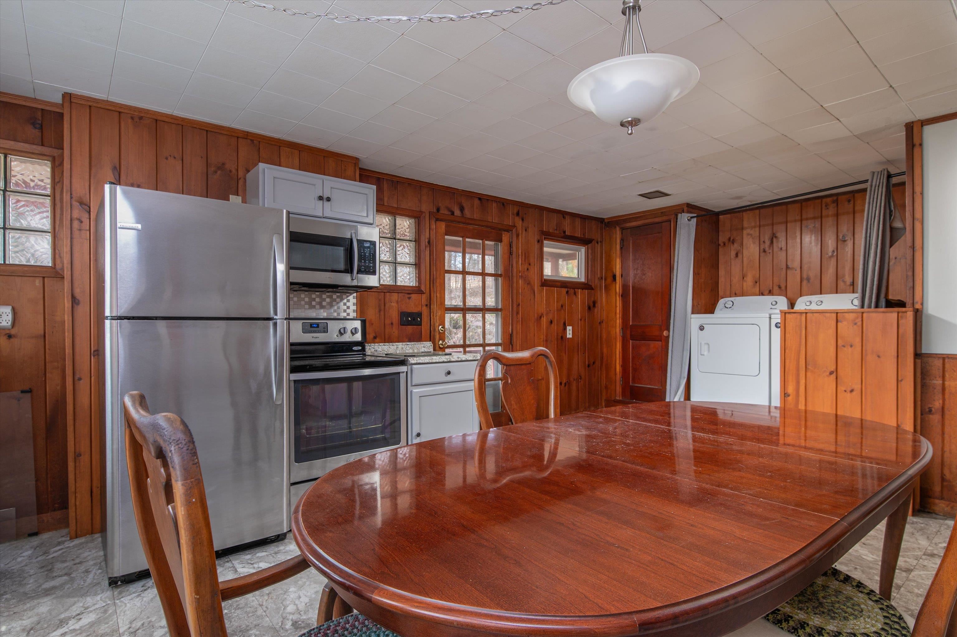 707 Skitchewaug Trail Springfield, VT 05156 - Photo 7 of 38