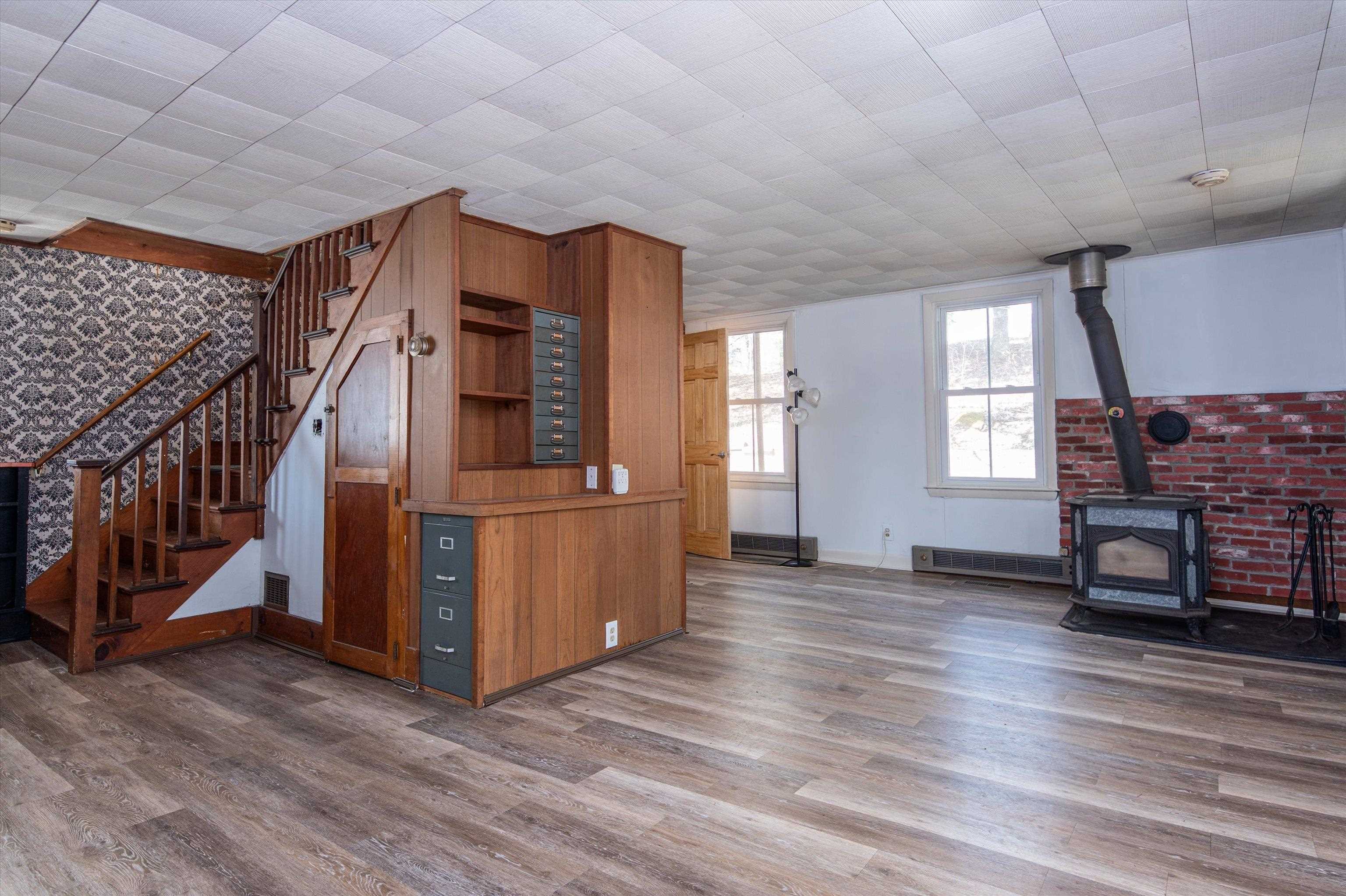 707 Skitchewaug Trail Springfield, VT 05156 - Photo 10 of 38