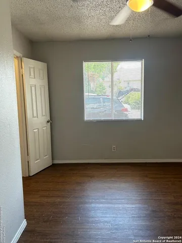 $875 | 5609 Lochmoor, Unit 1, San Antonio, TX 78244