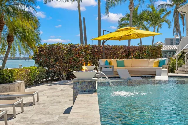 $4,990,000 | 295 Bayside Drive, Clearwater Beach, FL 33767