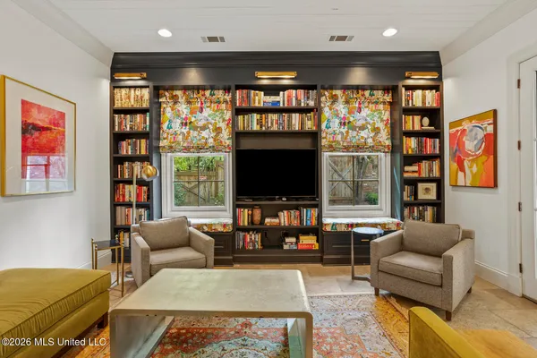 $569,000 | 4152 Ridgewood Road, Jackson, MS 39211