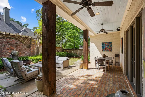 $569,000 | 4152 Ridgewood Road, Jackson, MS 39211