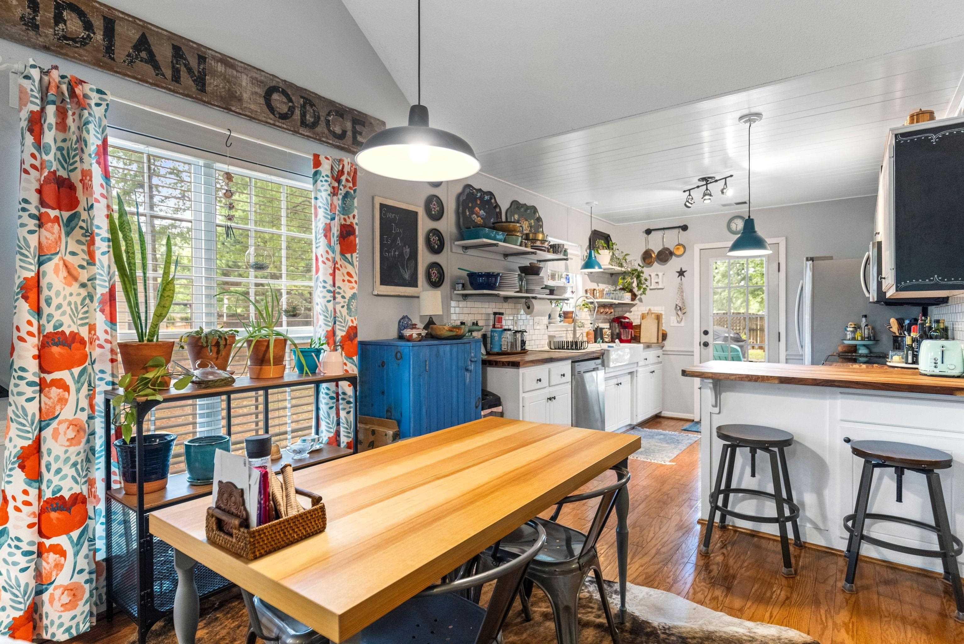 409 Goldbug Drive Boiling Springs, SC 29316 - Photo 11 of 32